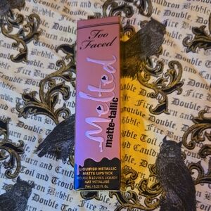 Too Faced Melted Matte-Tallic Lipstick - Metallic Pink